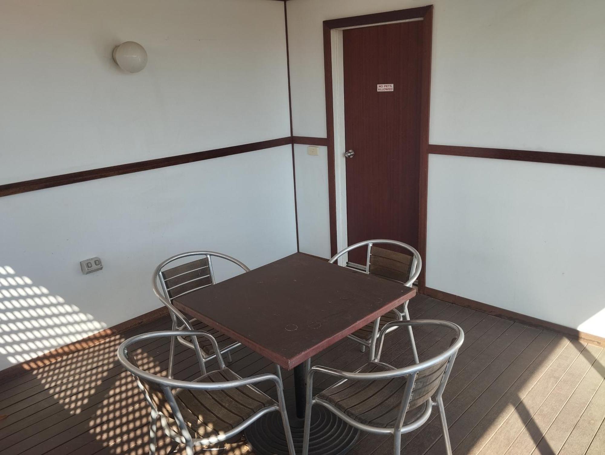 Across Country Motor Inn Даббо Экстерьер фото